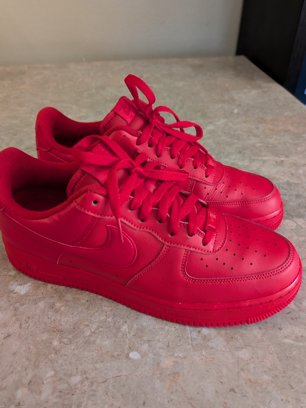 Nike Air Force "07 LV8 Low Triple Red Sneakers #CW6999-600 Men's Size 11 No box